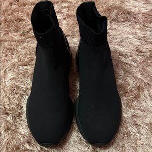 Salvatore Ferragamo Black High-Top Sneakers